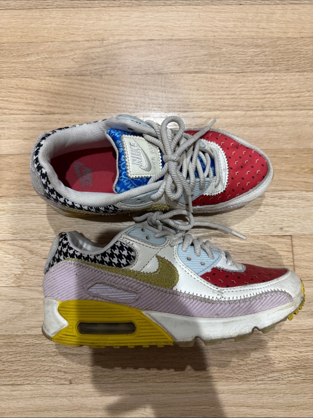 Nike air max 90 women’s size US 6 Multicolor Patchwork Sneakers with Gold Swoosh